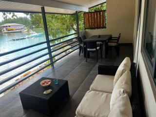 Le Port Guest House - Baie Sainte Anne - 8