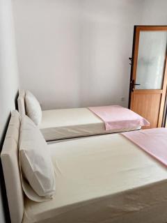 Assos Gunoven Cuisine & Butik Apart Otel - Ayvacık - 8