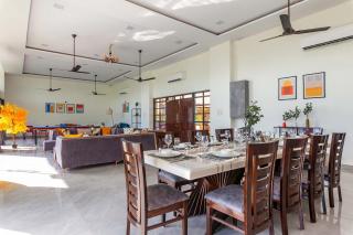 Natures Odyssey by StayVista - Amidst lush greenery with Outdoor pool and Indoor activities - Chinchavli - 5