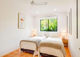 Frangipani Riverfront - 4