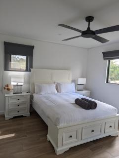 Golden Bay Beach House - Secret Harbour - 1
