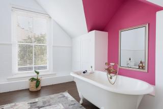 River Manor Boutique Hotel by The Living Journey Collection - 2
