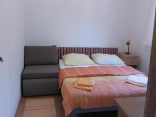Apartments Smilje i Maslina - Gornji Karin - 4