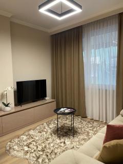 City Rest Bllok - Tirana - 8