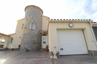 LEON INMO Villa Loro - 14157 - Empuriabrava - 4