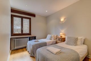 APARTMENT PRESIDENT - Alpes Travel - Central Chamonix - Sleeps 12 - 7