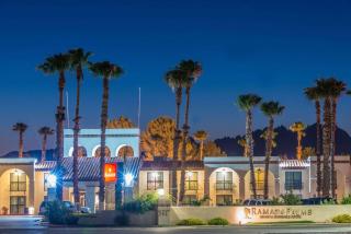 Ramada by Wyndham Las Cruces Hotel & Conference Center - Las Cruces - 9