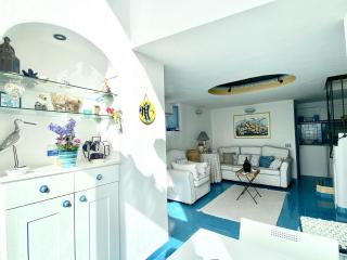 holidaycasa Nick - con terrazzo vista mare - 5