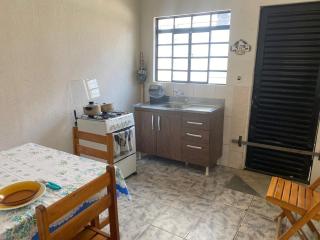 Apartamento Inteiro Central 2 Quartos e Kitnet Inteira 01 quarto - 3