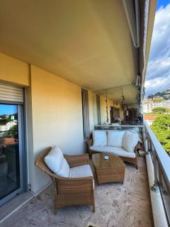 Les Roses by Welcome to Cannes - Cannes - 2