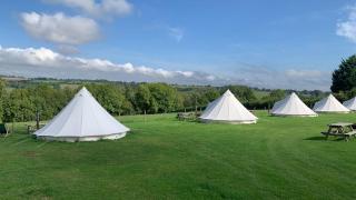 Home Farm Radnage Glamping Bell Tent 2, with Log Burner and Fire Pit - Radnage - 7
