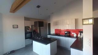 Chambre douillette, calme, lit queen size wifi - 4