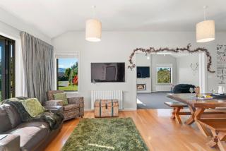 Cedar Sanctuary - Albert Town Holiday Home - Wanaka - 6