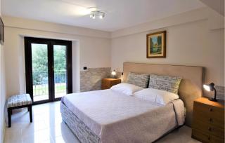Cozy Apartment In Loc Fontanelle - Campello sul Clitunno - 6