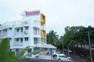 The White Orchid Luxury Service Apartments - Ernakulam - 8