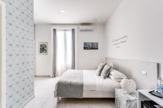 Le Angioine Rooms - Nápoles - 6