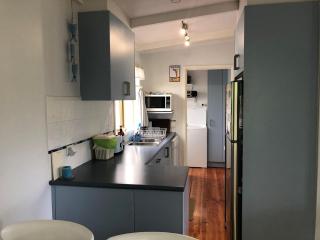 Beach Cottage in Ventnor - Ventnor - 1