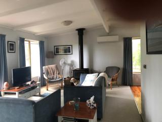 Beach Cottage in Ventnor - 2