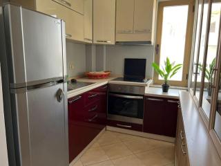 Lovely Beach Apartment - Golem - 7