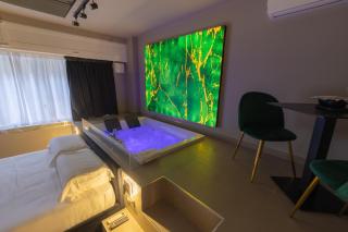 Maximum Exclusive Suite & Spa - 2