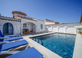 Villa et studio avec piscine - WeHostYou - Empuriabrava - 7