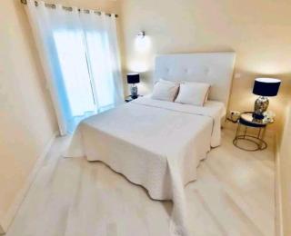 Beach & Sea Apt, Fast WIFI, Airco, Private Parking and Pool - Portimão - 0