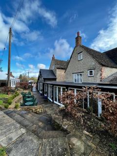 The Lion, Tredington - 2