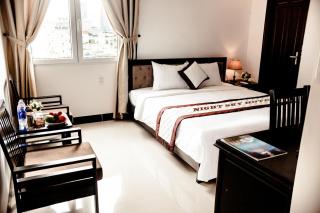 Night Sky Hotel - 9