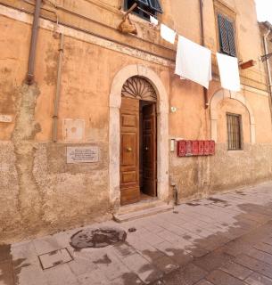 Onda Blu - Bilocale con Aria Condizionata a due passi dal Castello e dal Torrione e Rivellino - 1