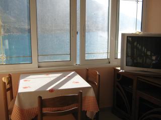 Beautiful 1-Bed Apartment at Argynonta Beach - Aryinónda - 6