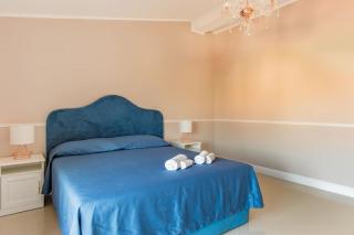 NAXOS GLAMOUR APARTMENT with terrace, parking and Etna View - Giardini-Naxos - 2