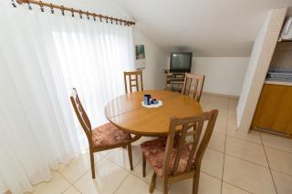 Apartment in Okrug Donji with sea view, balcony, air conditioning, WiFi 5166-6 - 4