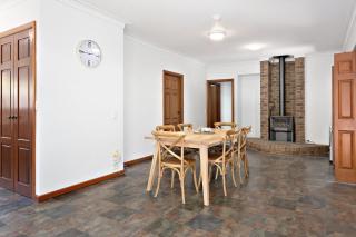 1 Gordon St Cowes Kenros Beach House - 1