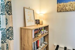 Cozy Omaha Vacation Rental 6 Miles to Downtown! - Omaha - 4