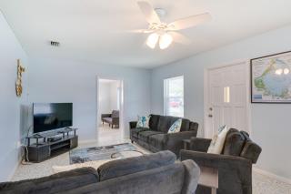Waterfront Okeechobee Getaway with Backyard Dock! - Okeechobee - 8