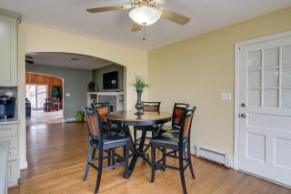 Nature Getaway with On-Site Trails, 17 Mi to DC! - - 4
