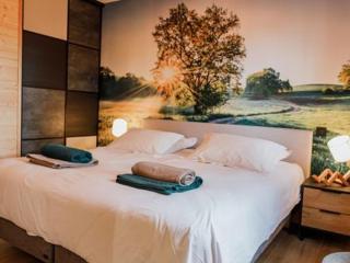 Golf, Bain à Remous, Piscine et Activités Ludiques : Lodge de Luxe pour 4 Adultes + 2 Enfants - FR-1-582-368 - Le Chambon-sur-Lignon - 2