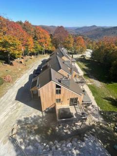 Condo 4 with AC Sauna and Hot tub Slopeside in the Winter - Killington - 1