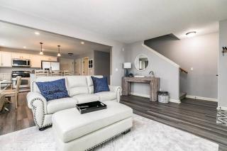Cozy Modern Newbo Area Home - Cedar Rapids - 4