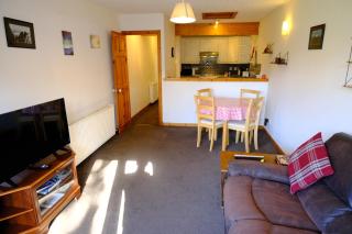 Lovely 1-bedroom apartment with free parking - Inverness - 2
