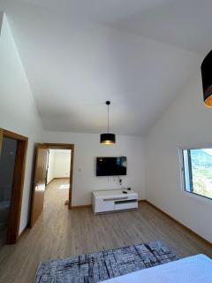 The Passion Fruit House - 5