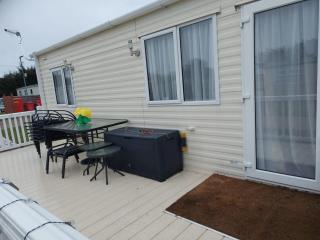 Beautiful 6 Berth Caravan At Breydon Water Nearby Great Yarmouth Ref 10056B - Belton - 8