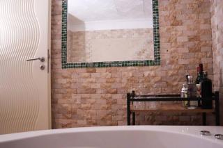 Delux Private Jacuzzi and Sauna Inside the Flat - Istanbul - 7