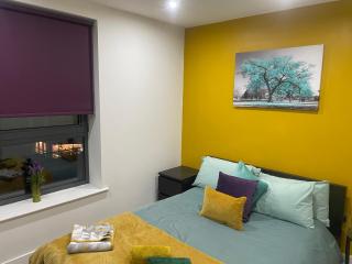Iconic City Centre Apartment in the Devonshire Quarter - 3