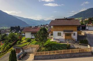 Beautiful holiday home in a stunning location with sauna - Fügen - 0