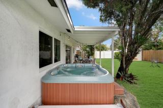 Retro Getaway Home By Pmi - 3