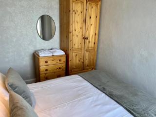 Capstone View - Ilfracombe - 1