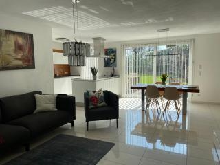 "Ferienhaus am Mondsee" mit direktem Schafbergblick im Salzkammergut bei Salzburg - 3