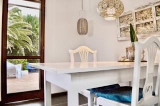 Stylish house in a real Finca with private garden - Uga - 8