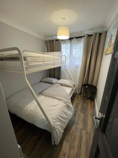88, Belle Aire, Hemsby - Two bed chalet, sleeps 5, bed linen and towels included - pet friendly - Great Yarmouth - 7